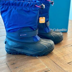 Columbia Kids Blue and Black Boots